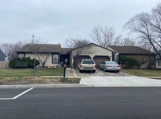 1564 Brandywyn Ln, Buffalo Grove, IL