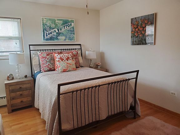 5th image of 7504 W Lawrence Ave #2