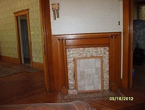 3rd image of 207 S 8th St