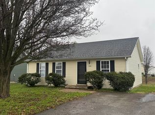524 Constellation Dr, Bowling Green, KY 42101