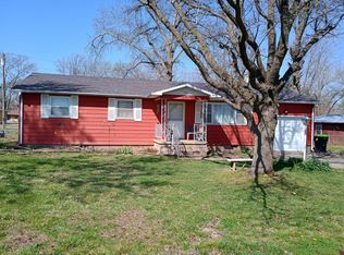 1702 S Witt Dr, El Dorado Springs, MO 64744