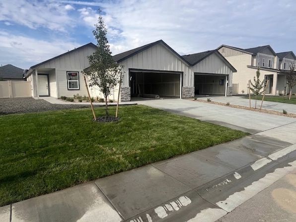 1805 Jensens Way #1805