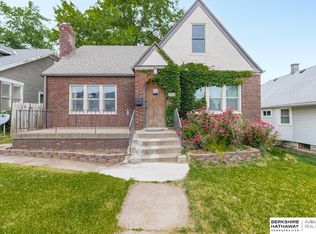 4832 Erskine St, Omaha, NE 68104