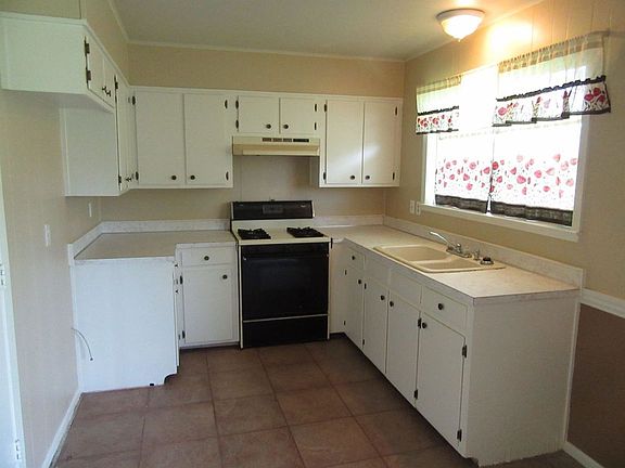 5th image of 5130 Dawn Dr