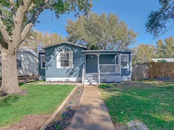 604 Ruth St, Baytown, TX 77520