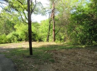 102 Pine Rd, Clinton, TN 37716