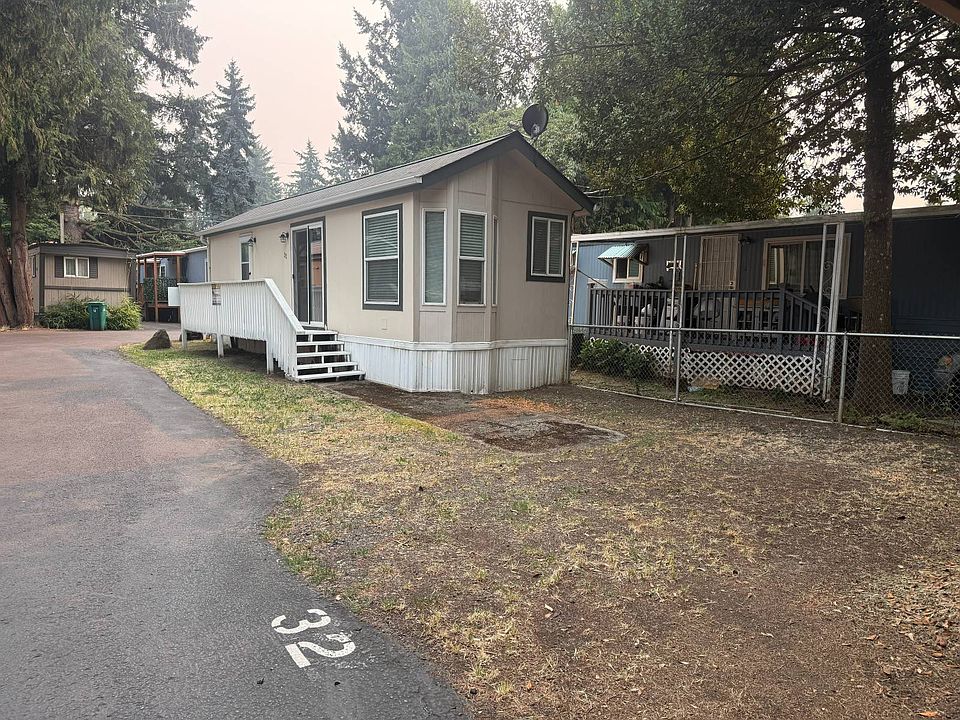 1st image of 7120 NE Killingsworth St Unit 32