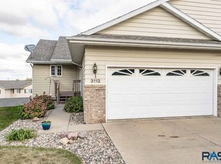 3112 E Bragstad Dr, Sioux Falls, SD 57103