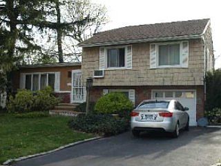 1st image of 27 Frances Dr