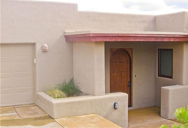 1st image of 33 Camino De Vecinos