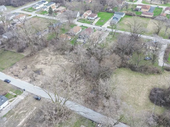 13435 S Lawndale Ave, Robbins, IL 60472