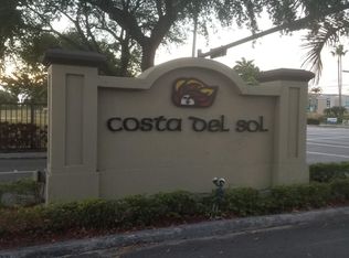 3860 Alcantara Ave, Doral, FL 33178