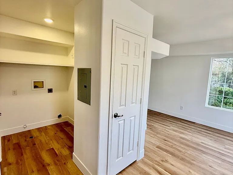 1735 W 540 N #1001 — Photo 10