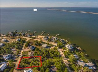 335 Howell St, Eastpoint, FL 32328