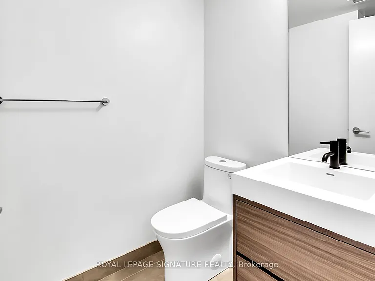 9 Tecumseth St #503 — Photo 15