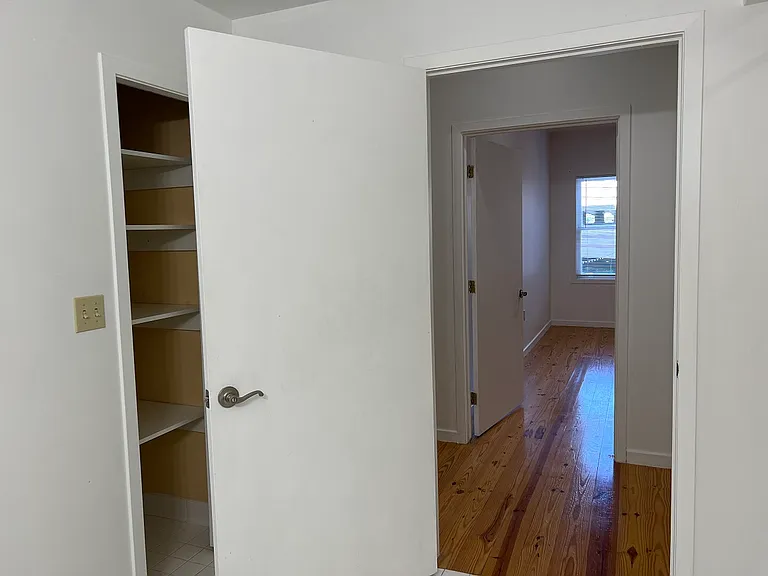 432 S Saginaw St #300 — Photo 9