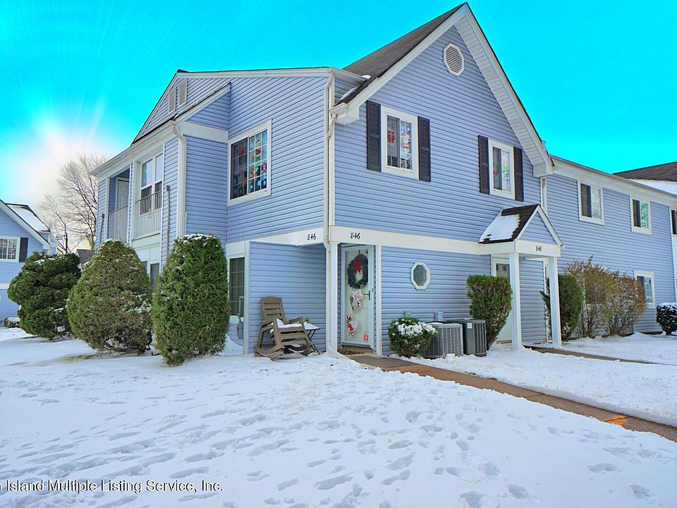 1st image of 846 Rossville Ave