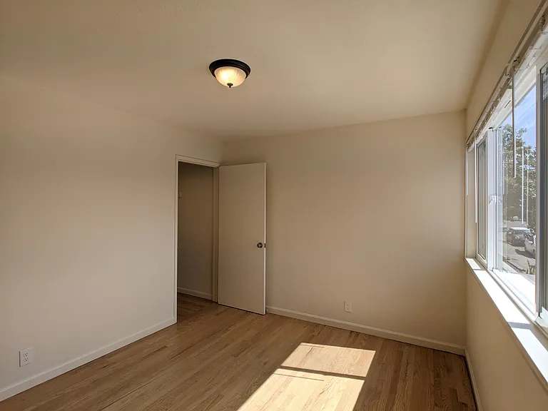 2117 Haste St — Photo 25