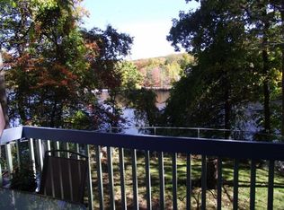 59 Goldfinch Ln, Hewitt, NJ 07421