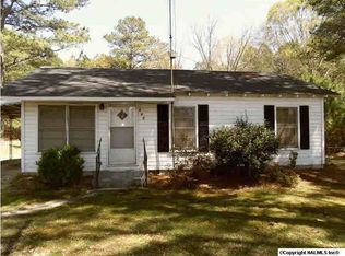 504 Williams St N, Centre, AL 35960