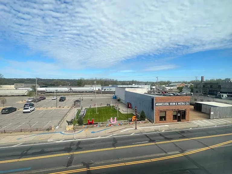 507 N Riverfront Dr — Photo 11