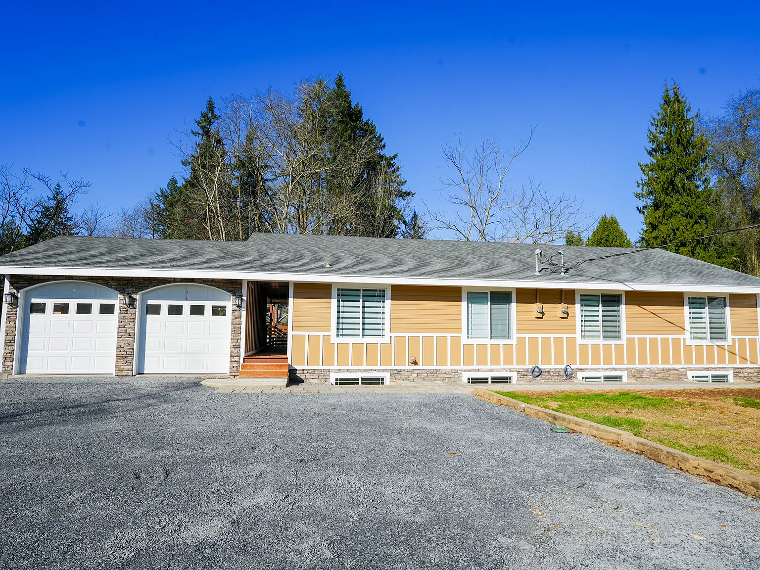 2 bed, 1085 sqft, $2,450 — Photo 1