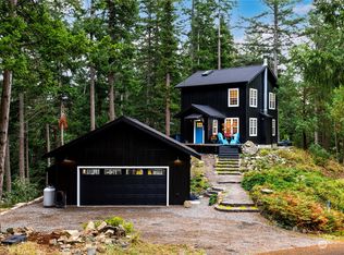 3046 Dogwood Ter, Lummi Island, WA