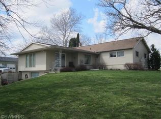 2858 Hawley Hwy, Saranac, MI 48881