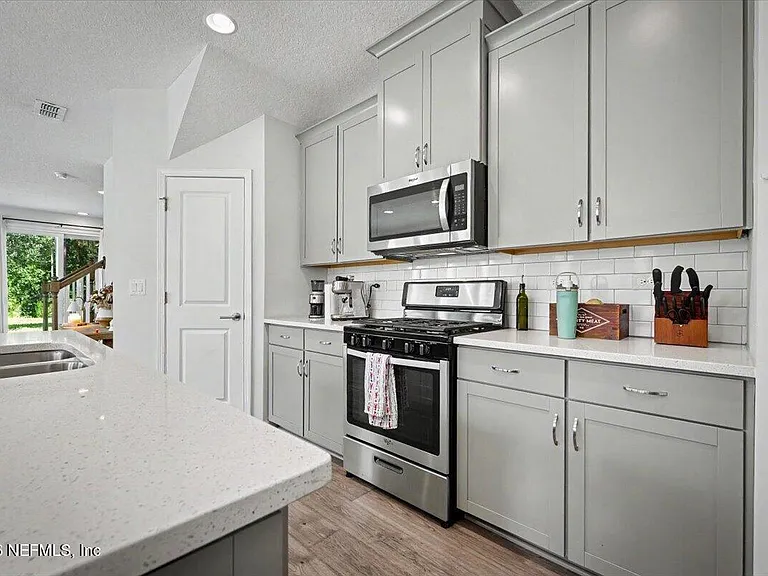 11150 Minnetta Ct — Photo 11