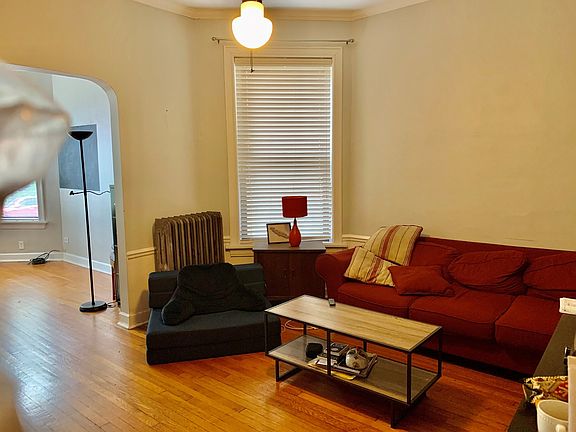 3rd image of 1420 W Foster Ave #1