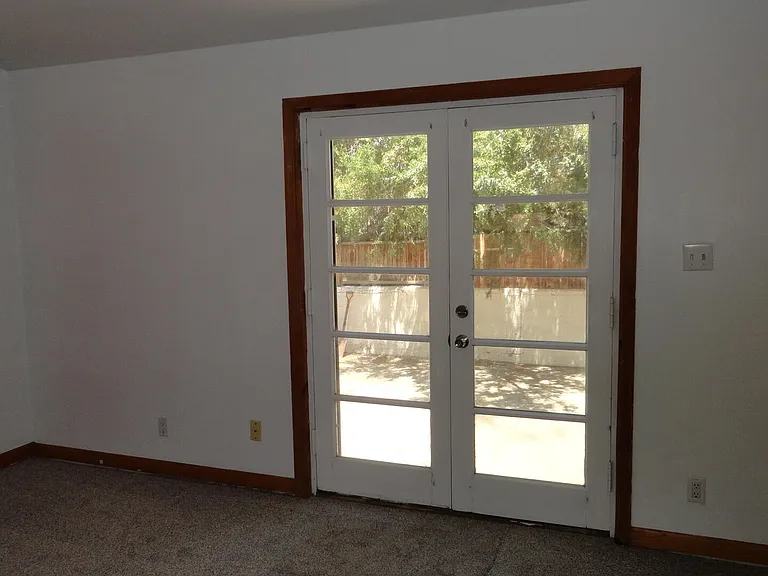 725 Carlisle Blvd NE — Photo 6