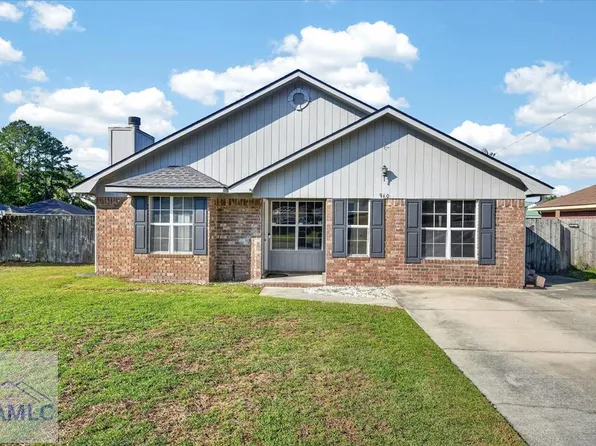 960 Yale Ct, Hinesville, GA 31313