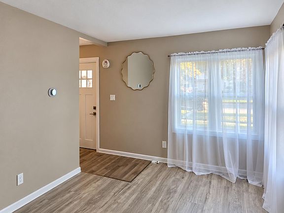 3rd image of 34 Huber Blvd