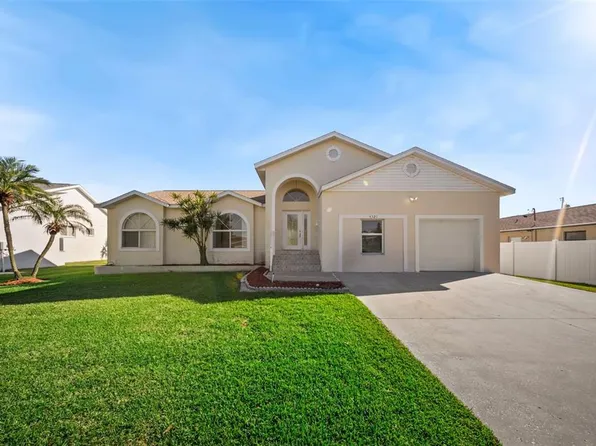 4320 51st Ave S, Saint Petersburg, FL 33711