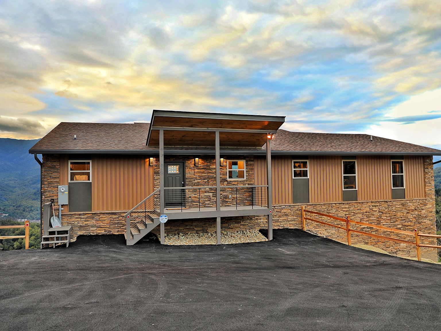 819 Oakley Way, Gatlinburg, TN 37738 Zillow