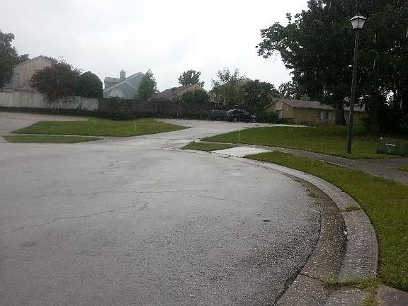 4th image of 7421 Villas Oak Ct