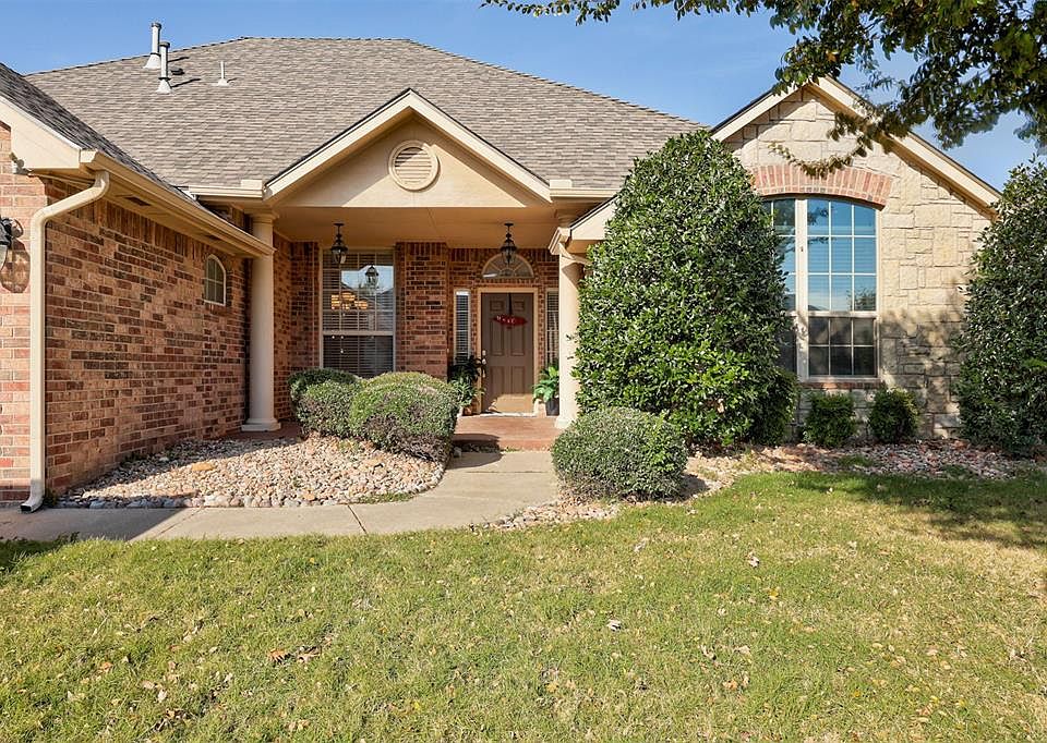 1st image of 221 Marbel Dr