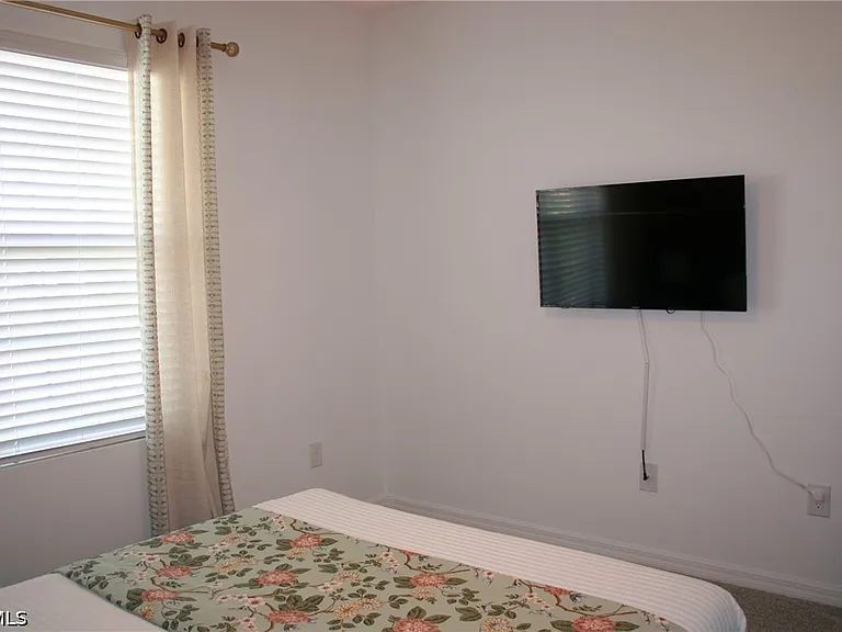 20056 Sweetbay Dr — Photo 27