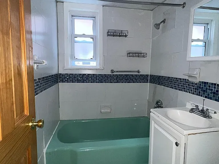 736 E 94th St #1 — Photo 9