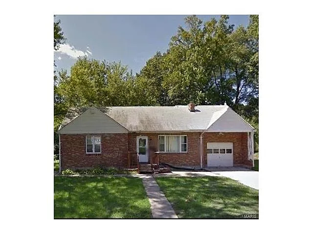 535 Averill Ave photo 1