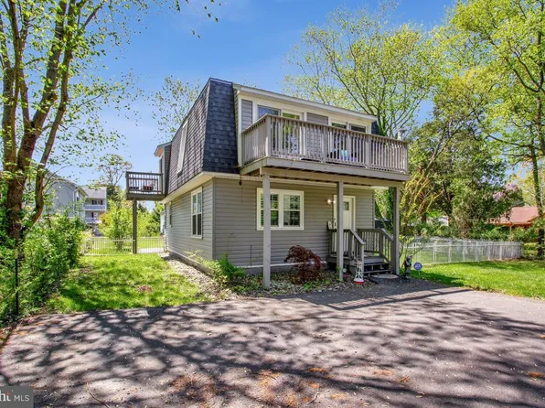 4912 Mariners Dr, Shady Side, MD 20764