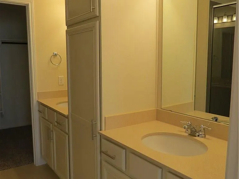 2304 S Lakeline Blvd #432 — Photo 9
