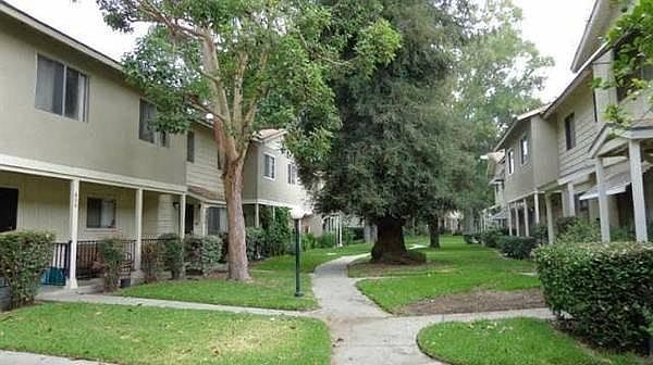 1st image of 602 E Matchwood Pl