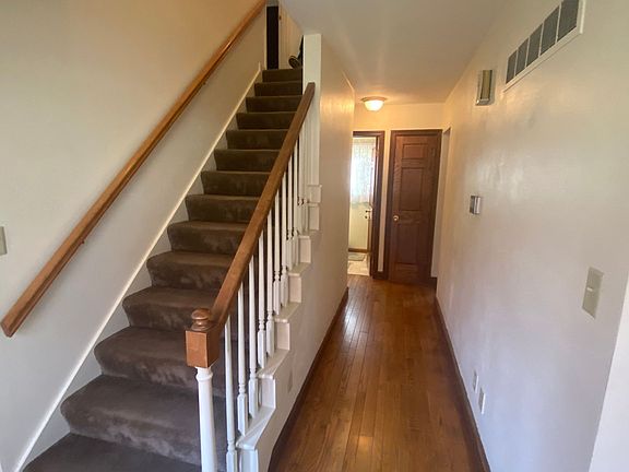 4th image of 1316 W Woodside Dr