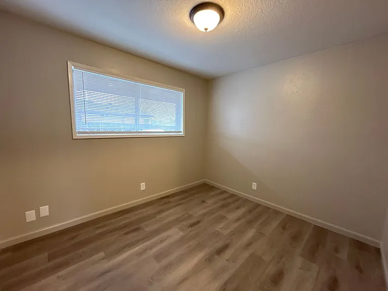 486 Buckeye St — Photo 3