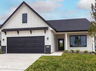 1516 Garland Ave, Norwalk, IA 50211