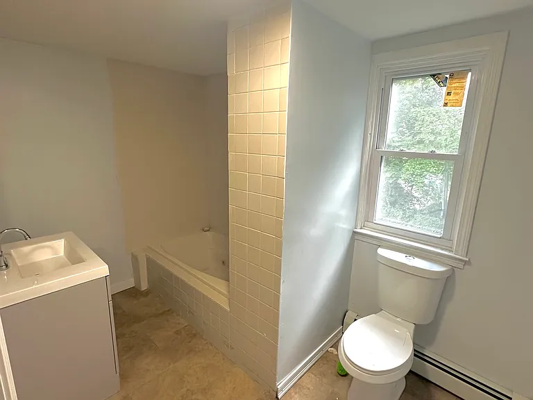 47 Laval St #2 — Photo 8