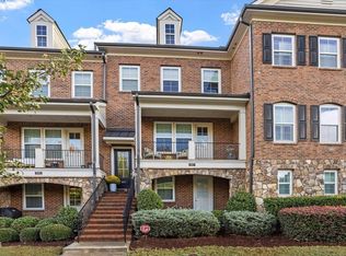887 Wake Towne Dr, Raleigh, NC 27609