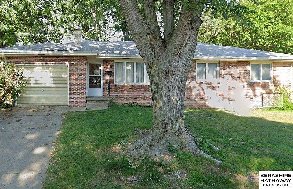 1st image of 119 Wilcliff Dr