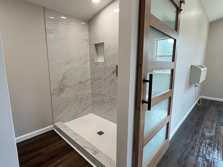 1546 Whitestone Rd N #2 — Photo 8
